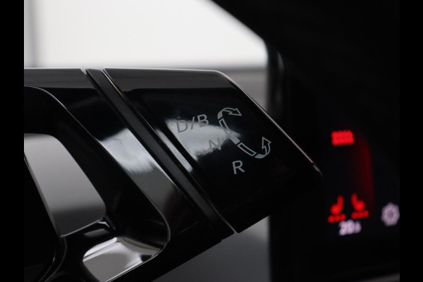 Volkswagen ID.3 Business 58 kWh | Stoel & stuurverwarming | Camera | Carplay | Adaptive cruise | Matrix LED | Navigatie | Climate control | Parkeerhulp | Bluetooth