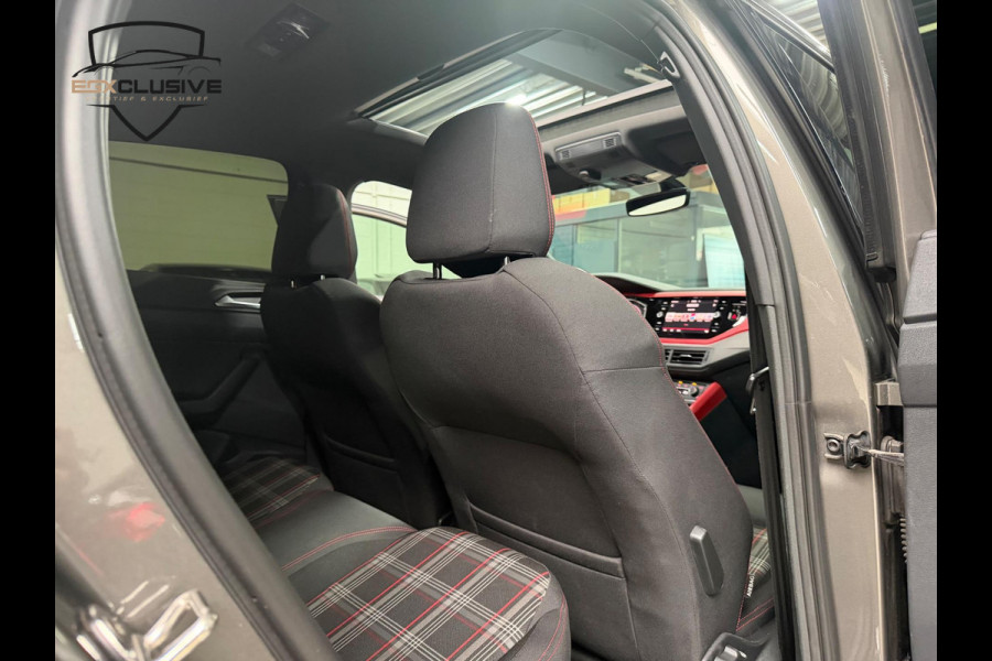 Volkswagen Polo 2.0 TSI GTI Pano/Camera/Virtual/Keyless