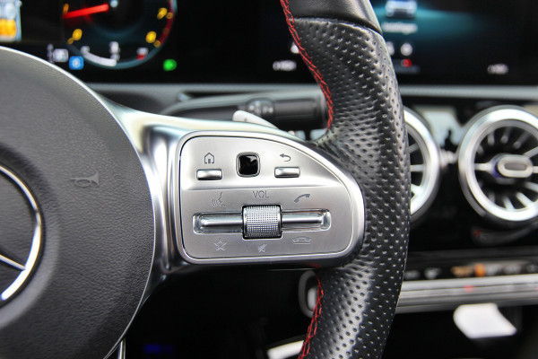 Mercedes-Benz A-Klasse 180 Business Solution AMG | Pano | Carplay | Sfeer | Night
