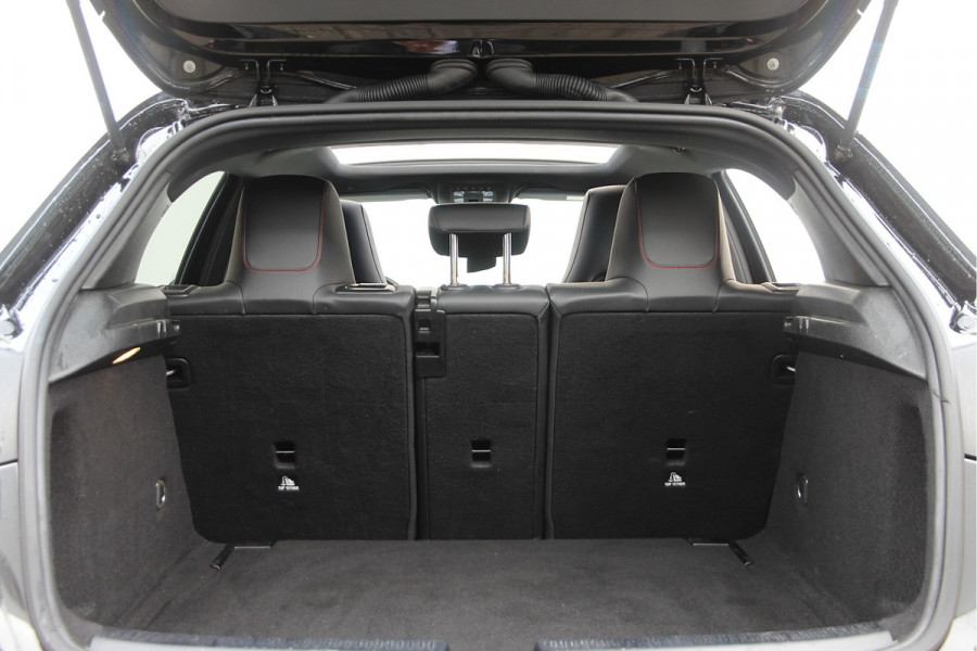 Mercedes-Benz A-Klasse 180 Business Solution AMG | Pano | Carplay | Sfeer | Night