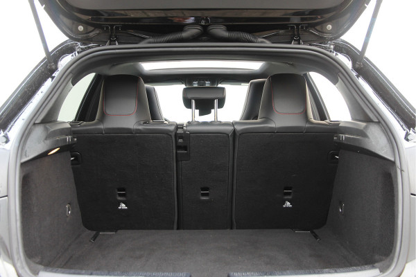 Mercedes-Benz A-Klasse 180 Business Solution AMG | Pano | Carplay | Sfeer | Night