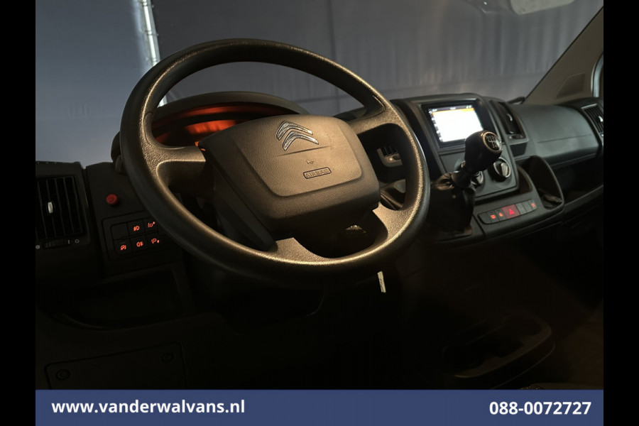 Citroën Jumper 2.2 BlueHDi 141pk Bakwagen Laadklep Euro6 Airco | Camera | Cruisecontrol | 920kg laadvermogen Bijrijdersbank