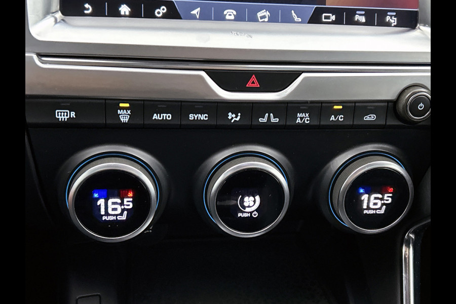 Jaguar E-Pace 2.0 P250 AWD HSE (NL-auto, Goed OnderH, Panoramadak, Camera, StoelV, Navi, Parkeersensoren, Climate Con, Etc)