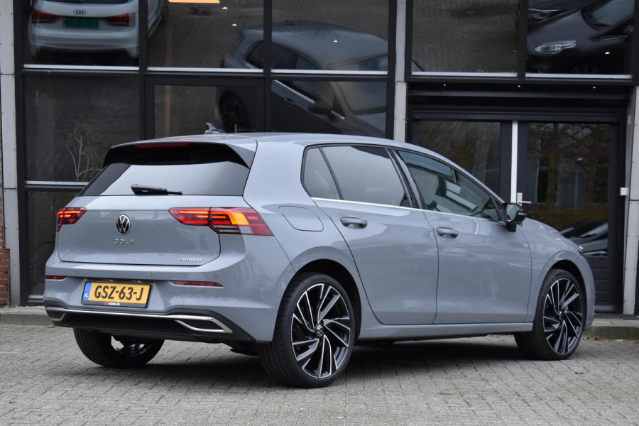 Volkswagen Golf 1.4 eHybrid Lane ACC Camera Ambiance Massage D.Hoek