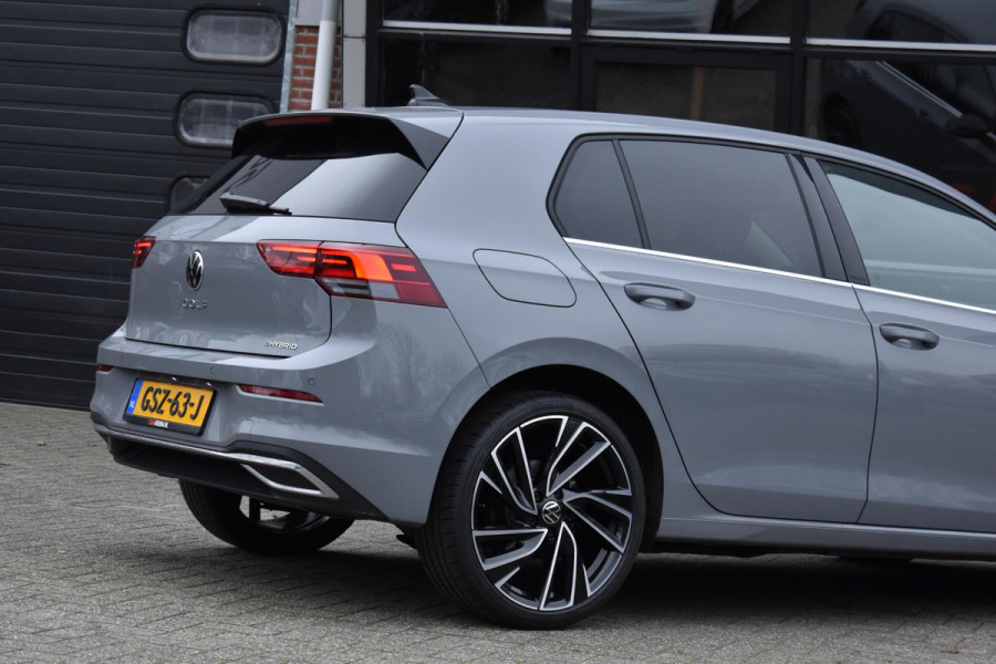 Volkswagen Golf 1.4 eHybrid Lane ACC Camera Ambiance Massage D.Hoek