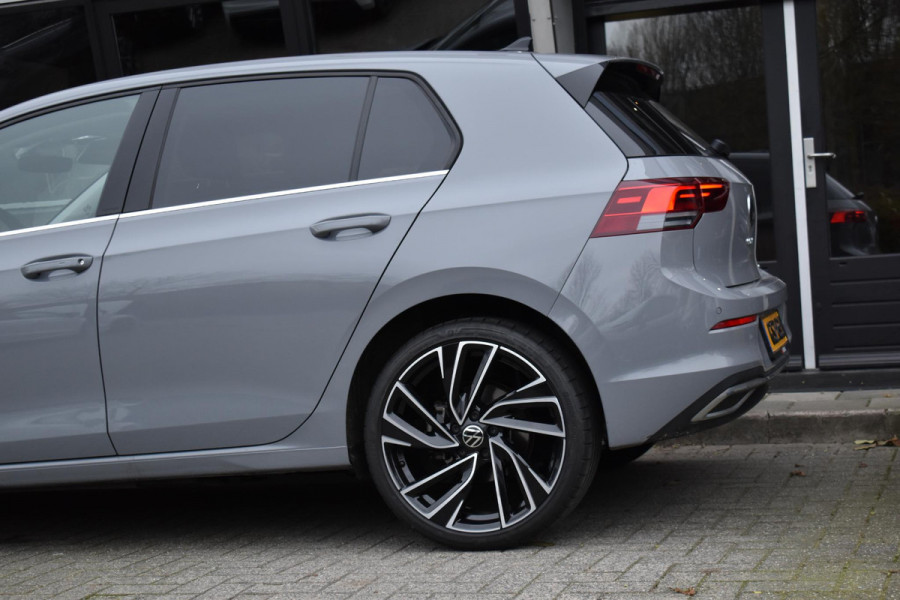 Volkswagen Golf 1.4 eHybrid Lane ACC Camera Ambiance Massage D.Hoek