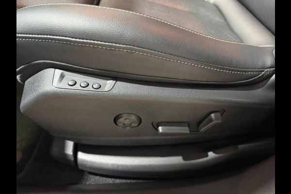 Opel Grandland X 1.2 Turbo Ultimate/LEER/MEMORY/ACC/APPLE CARPLAY/STOEL VENTILATIE