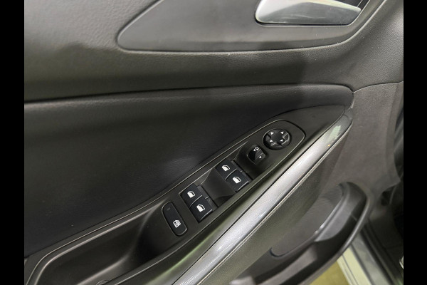 Opel Grandland X 1.2 Turbo Ultimate/LEER/MEMORY/ACC/APPLE CARPLAY/STOEL VENTILATIE