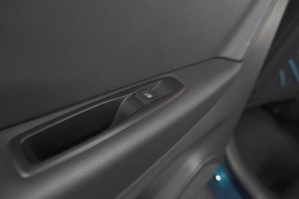 Renault Captur TCe 120 Intens | Trekhaak | Camera | Dodehoekdetectie | Navigatie