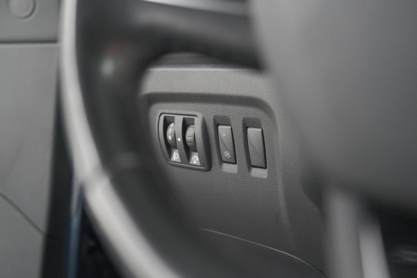 Renault Captur TCe 120 Intens | Trekhaak | Camera | Dodehoekdetectie | Navigatie