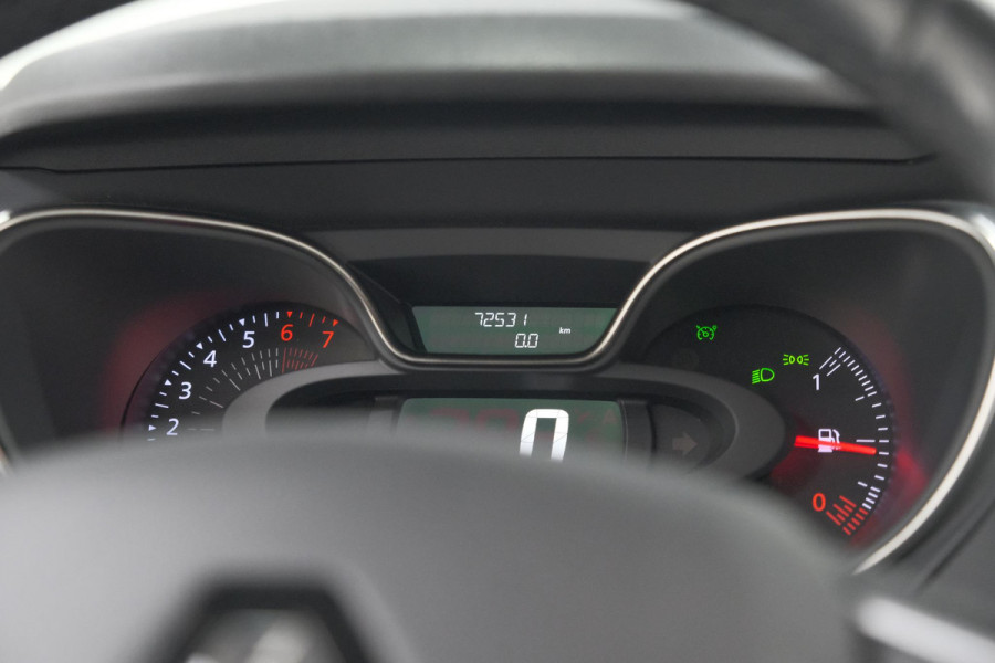 Renault Captur TCe 120 Intens | Trekhaak | Camera | Dodehoekdetectie | Navigatie