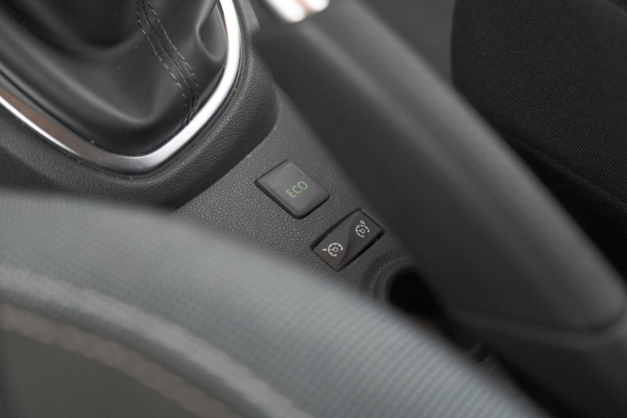 Renault Captur TCe 120 Intens | Trekhaak | Camera | Dodehoekdetectie | Navigatie