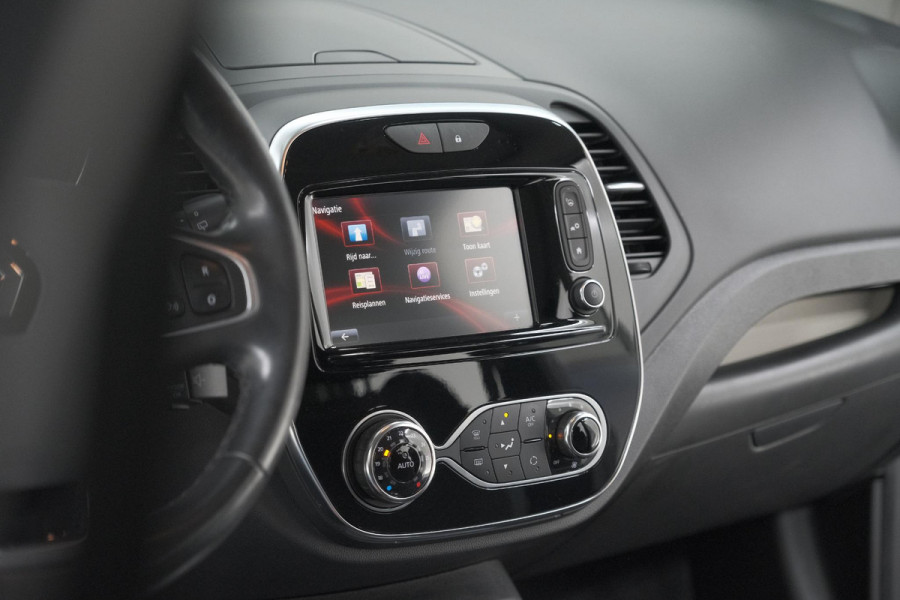Renault Captur TCe 120 Intens | Trekhaak | Camera | Dodehoekdetectie | Navigatie