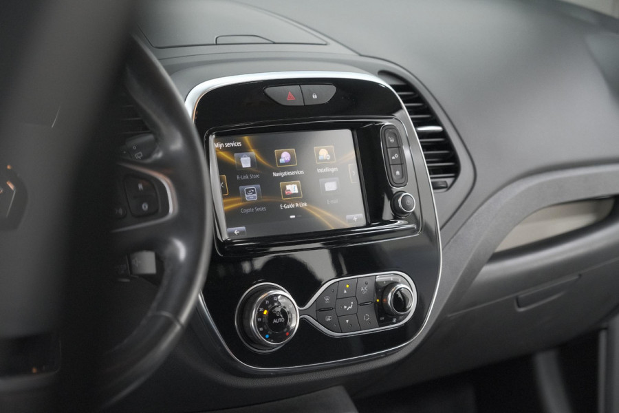 Renault Captur TCe 120 Intens | Trekhaak | Camera | Dodehoekdetectie | Navigatie