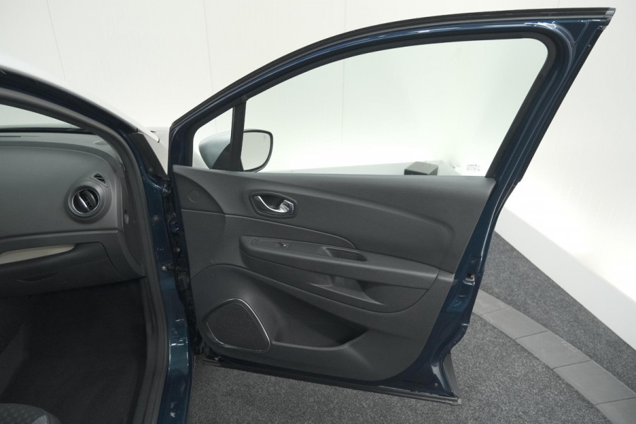 Renault Captur TCe 120 Intens | Trekhaak | Camera | Dodehoekdetectie | Navigatie