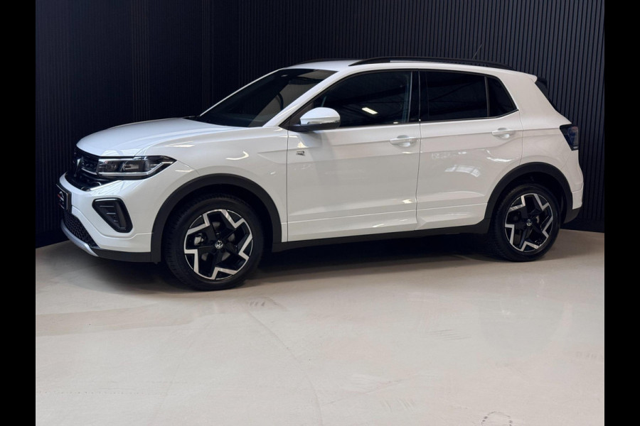 Volkswagen T-Cross 1.5 TSI R-Line DSG | IQ LED | CAMERA | TREKHAAK | NIEUWSTAAT!