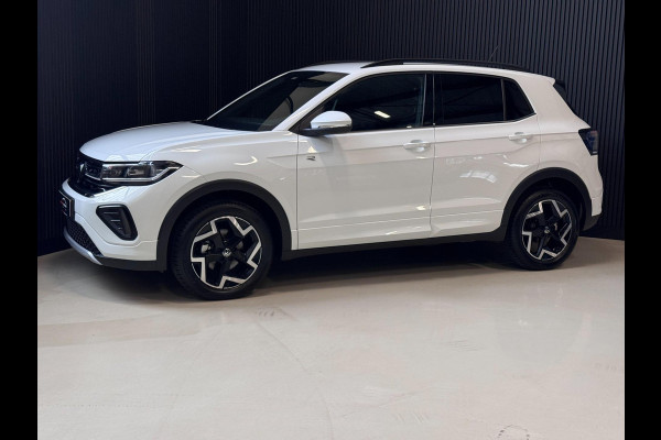 Volkswagen T-Cross 1.5 TSI R-Line DSG | IQ LED | CAMERA | TREKHAAK | NIEUWSTAAT!
