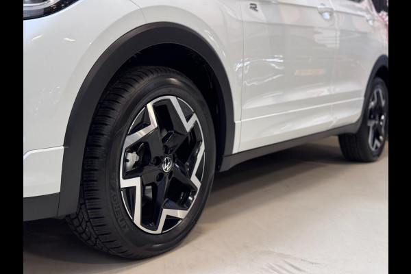 Volkswagen T-Cross 1.5 TSI R-Line DSG | IQ LED | CAMERA | TREKHAAK | NIEUWSTAAT!