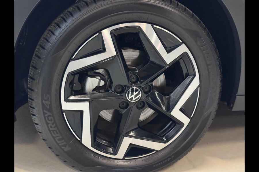 Volkswagen T-Cross 1.5 TSI R-Line DSG | IQ LED | CAMERA | TREKHAAK | NIEUWSTAAT!