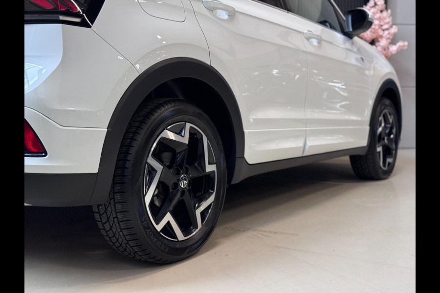 Volkswagen T-Cross 1.5 TSI R-Line DSG | IQ LED | CAMERA | TREKHAAK | NIEUWSTAAT!