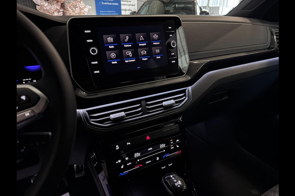 Volkswagen T-Cross 1.5 TSI R-Line DSG | IQ LED | CAMERA | TREKHAAK | NIEUWSTAAT!