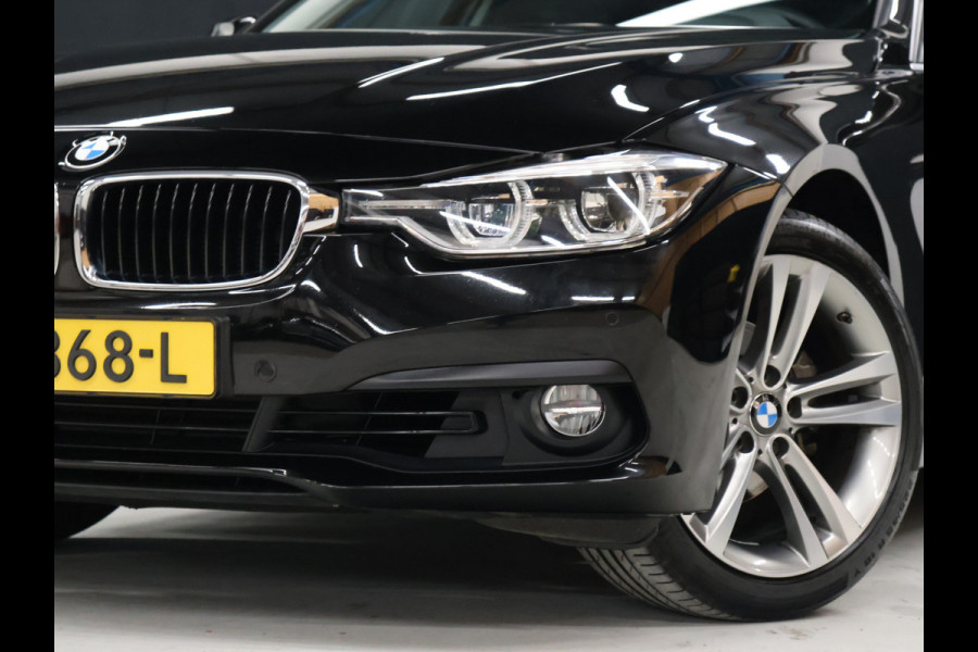 BMW 3 Serie Touring 318i Corporate Lease Executive [CRUISE CONTROL, BLUETOOTH TELEFOON, PDC V+A, AUTOMATISCHE AIRCO, ELEKTRISCHE ACHTERKLEP, BMW LED, NIEUWSTAAT]