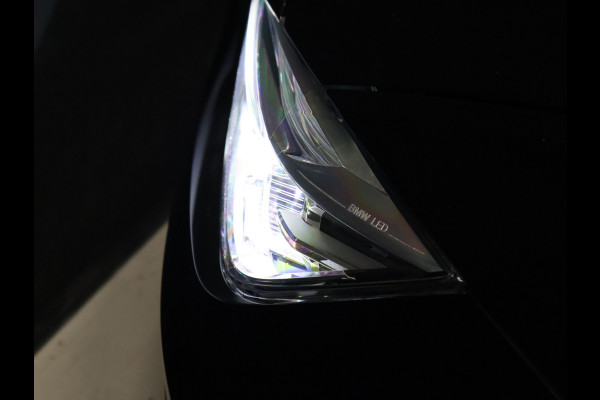 BMW 3 Serie Touring 318i Corporate Lease Executive [CRUISE CONTROL, BLUETOOTH TELEFOON, PDC V+A, AUTOMATISCHE AIRCO, ELEKTRISCHE ACHTERKLEP, BMW LED, NIEUWSTAAT]