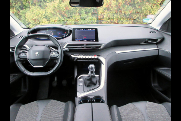 Peugeot 3008 1.2 PureTech Premium*Navi*360Cam*19inch*