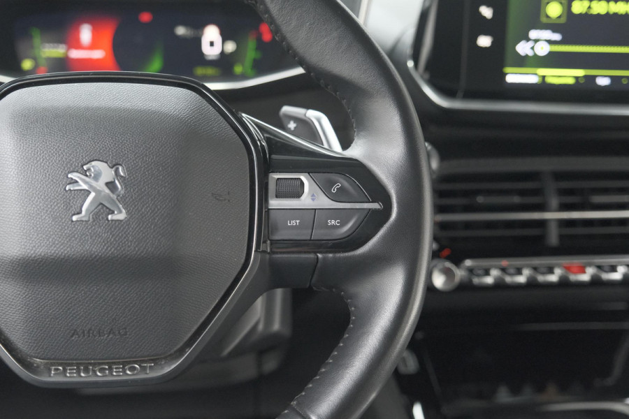 Peugeot 2008 PureTech 130 EAT8 Allure Pack | Stoelverwarming | Adaptieve Cruise Control | Camera