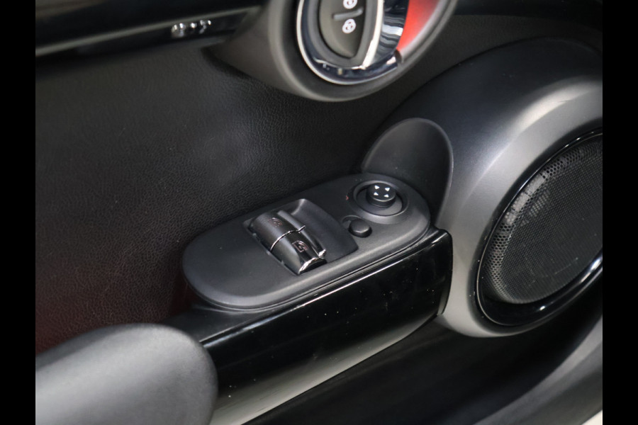 MINI Mini 2.0 Cooper S Chili FULL OPTION [SCHUIFKANTELDAK, APPLE CARPLAY, HARMAN/KARDON, HUD, ACHTERUITRIJCAMERA, ADAPTIVE CRUISE CONTROL, PDC V+A, STOELVERWARMING, AUTOMATISCHE AIRCO, NIEUWSTAAT]