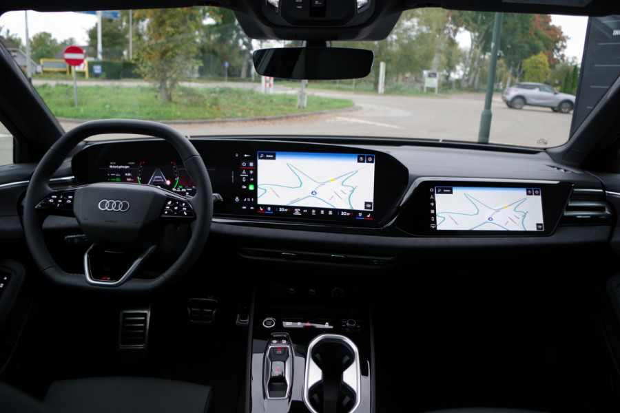 Audi A6 Avant 2.0 e-Hybrid 367 PK Plug-In Quattro Competition S-Line Edition, Luchtvering, Trekhaak, Panoramadak