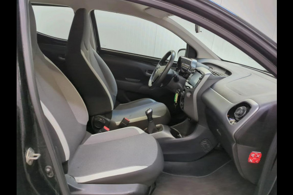 Toyota Aygo 1.0 VVT-i X-Play 5-DRS Airco DAB+ Carplay Navi X-Play Pack Achteruitrij Camera