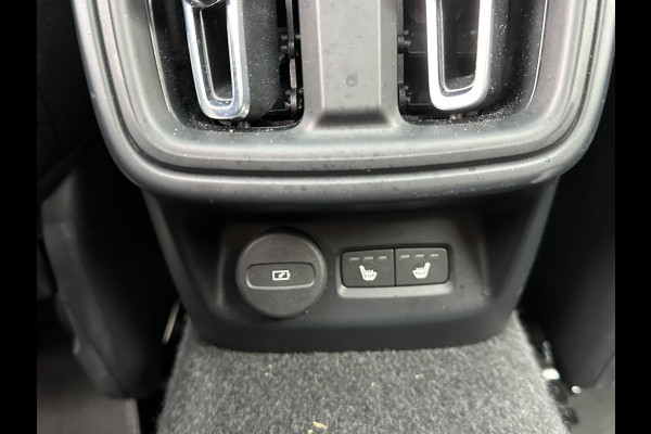 Polestar 2 Long Range Dual Motor Plus Pilot78kWh VAN: €32.900,- VOOR: €28.877,- UW EINDEJAARSVOORDEEL: €4.023,- | AWD Performance Pack | stoel + stuurwielwarming | 360 camera | Panorama dak | elect stoelen met geheugen | elect trekhaak |20 inch |  Rijklaar geleverd met 12 mnd bovag garantie |