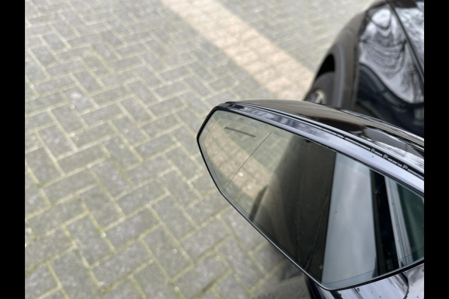 Polestar 2 Long Range Dual Motor Plus Pilot78kWh VAN: €32.900,- VOOR: €28.877,- UW EINDEJAARSVOORDEEL: €4.023,- | AWD Performance Pack | stoel + stuurwielwarming | 360 camera | Panorama dak | elect stoelen met geheugen | elect trekhaak |20 inch |  Rijklaar geleverd met 12 mnd bovag garantie |