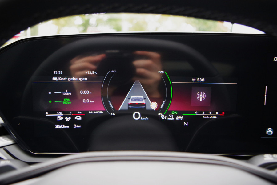 Audi A6 Avant 2.0 e-Hybrid 367 PK Plug-In Quattro Competition S-Line Edition, (80.000,- Euro Bijtellingswaarde) Luchtvering, Trekhaak, P