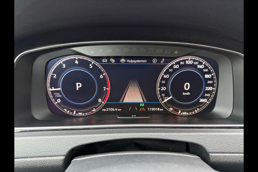 Volkswagen Golf 1.5 TSI Highline Business R / Panoramadak