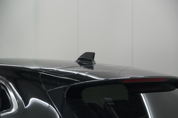 Renault Clio TCe 130 EDC Initiale Paris | Pack Winter | Camera | BOSE Audio | Dodehoekdetectie