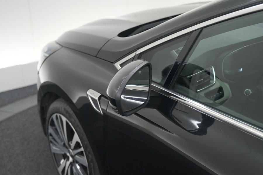 Renault Clio TCe 130 EDC Initiale Paris | Pack Winter | Camera | BOSE Audio | Dodehoekdetectie