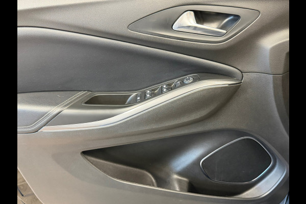 Opel Grandland X 1.6 Turbo Hybrid4 Ultimate AUT. PHEV KEYLESS-GO APPLE CARPLAY NAVIGATIE CRUISE PDC CAMERA STOELVERWARMING