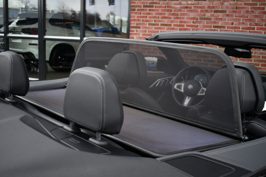 BMW 4 Serie Cabrio 420i M-Sport 19inch Nekverw Adp-demping