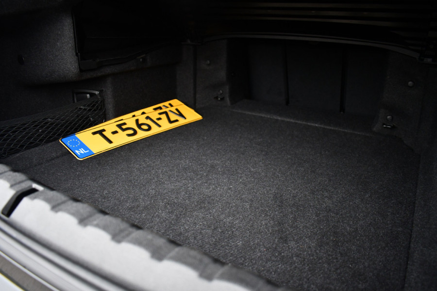 BMW 4 Serie Cabrio 420i M-Sport 19inch Nekverw Adp-demping