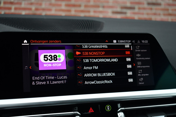 BMW 4 Serie Cabrio 420i M-Sport 19inch Nekverw Adp-demping