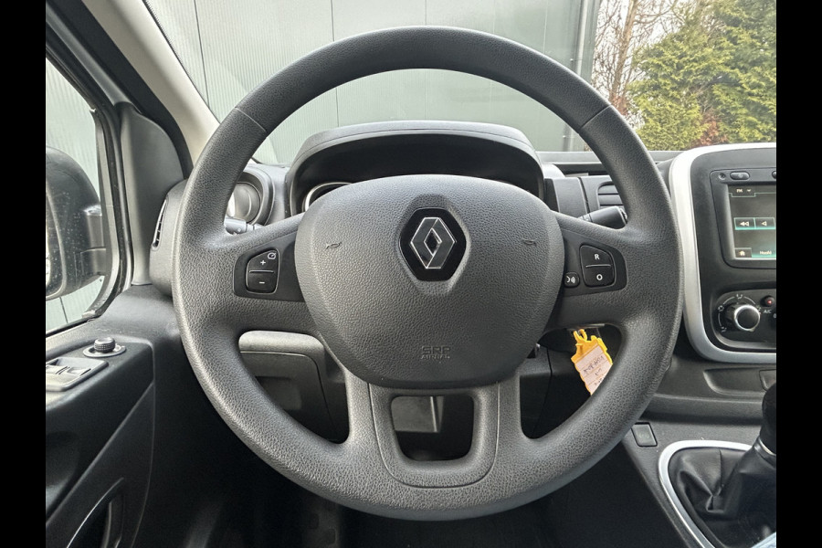 Renault Trafic 2.0 dCi 146 PK AUTOMAAT / L1H1 / 1e EIG. / 55.256 KM !! / AIRCO / CRUISE / NAVI / APPLE CARPLAY / 3-ZITS