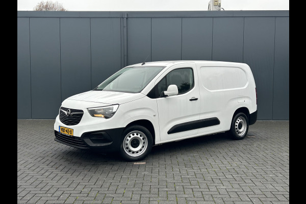 Opel Combo 1.5D 102 PK / L2H1 / 81.776 KM !! / 1e EIG. / SORTIMO INRICHTING / AIRCO / CRUISE / NAVI / APPLE CARPLAY / PDC