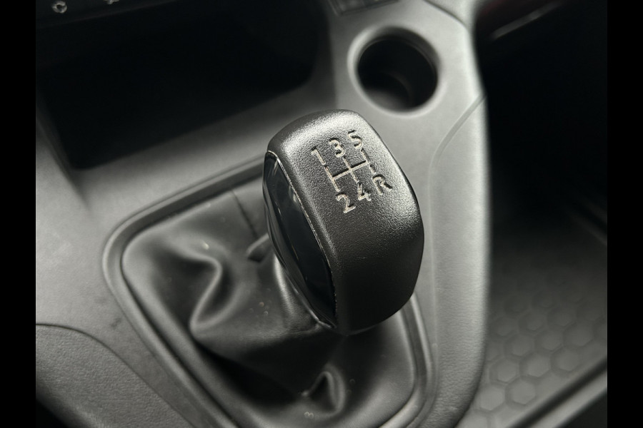 Opel Combo 1.5D 102 PK / L2H1 / 81.776 KM !! / 1e EIG. / SORTIMO INRICHTING / AIRCO / CRUISE / NAVI / APPLE CARPLAY / PDC