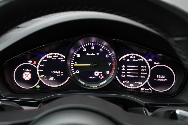 Porsche Cayenne Coupé 4.0 Turbo S E-Hybrid | VOL! | HUD | SOFT-CLOSE | KEYLESS | BOSE | PANO | MEMORY | TREKHAAK | KERAMISCH |