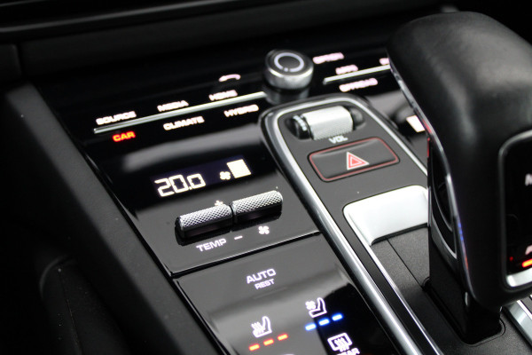 Porsche Cayenne Coupé 4.0 Turbo S E-Hybrid | VOL! | HUD | SOFT-CLOSE | KEYLESS | BOSE | PANO | MEMORY | TREKHAAK | KERAMISCH |