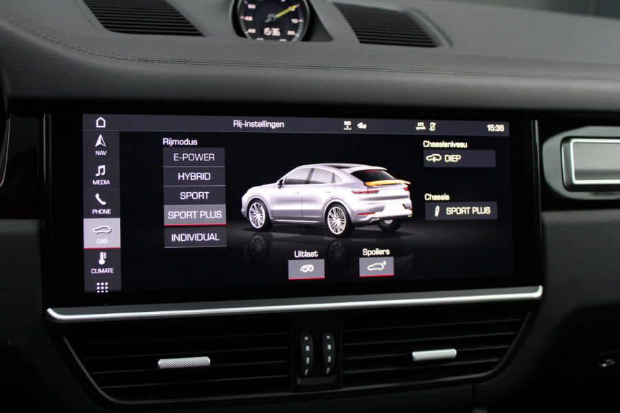 Porsche Cayenne Coupé 4.0 Turbo S E-Hybrid | VOL! | HUD | SOFT-CLOSE | KEYLESS | BOSE | PANO | MEMORY | TREKHAAK | KERAMISCH |