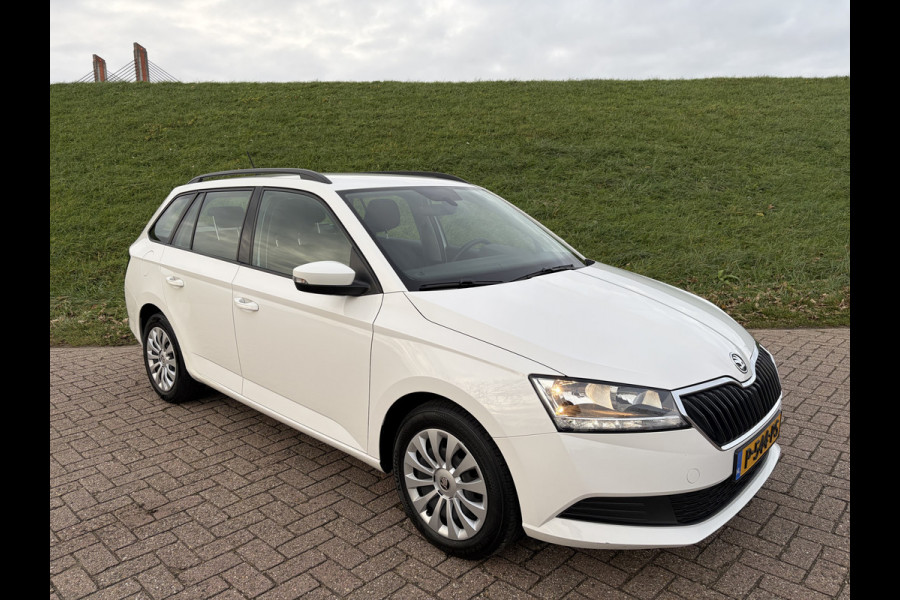 Škoda Fabia Combi 1.0 TSI Active BTW Auto | Apple Carplay | Lederen multifunct. Stuur | Airco