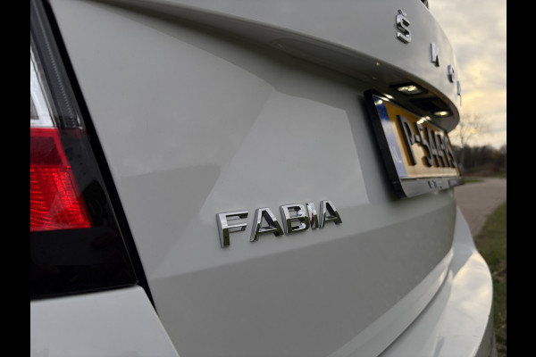 Škoda Fabia Combi 1.0 TSI Active BTW Auto | Apple Carplay | Lederen multifunct. Stuur | Airco